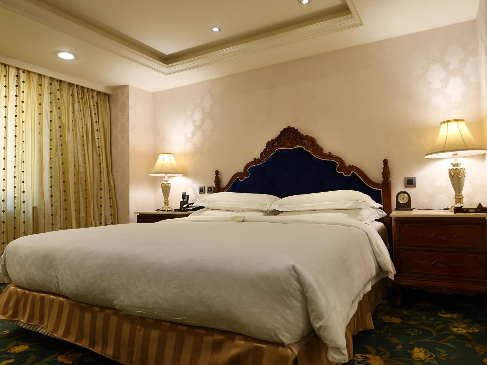 Royal Seasons Hotel Taipei ‧ Nanjing W. מראה חיצוני תמונה