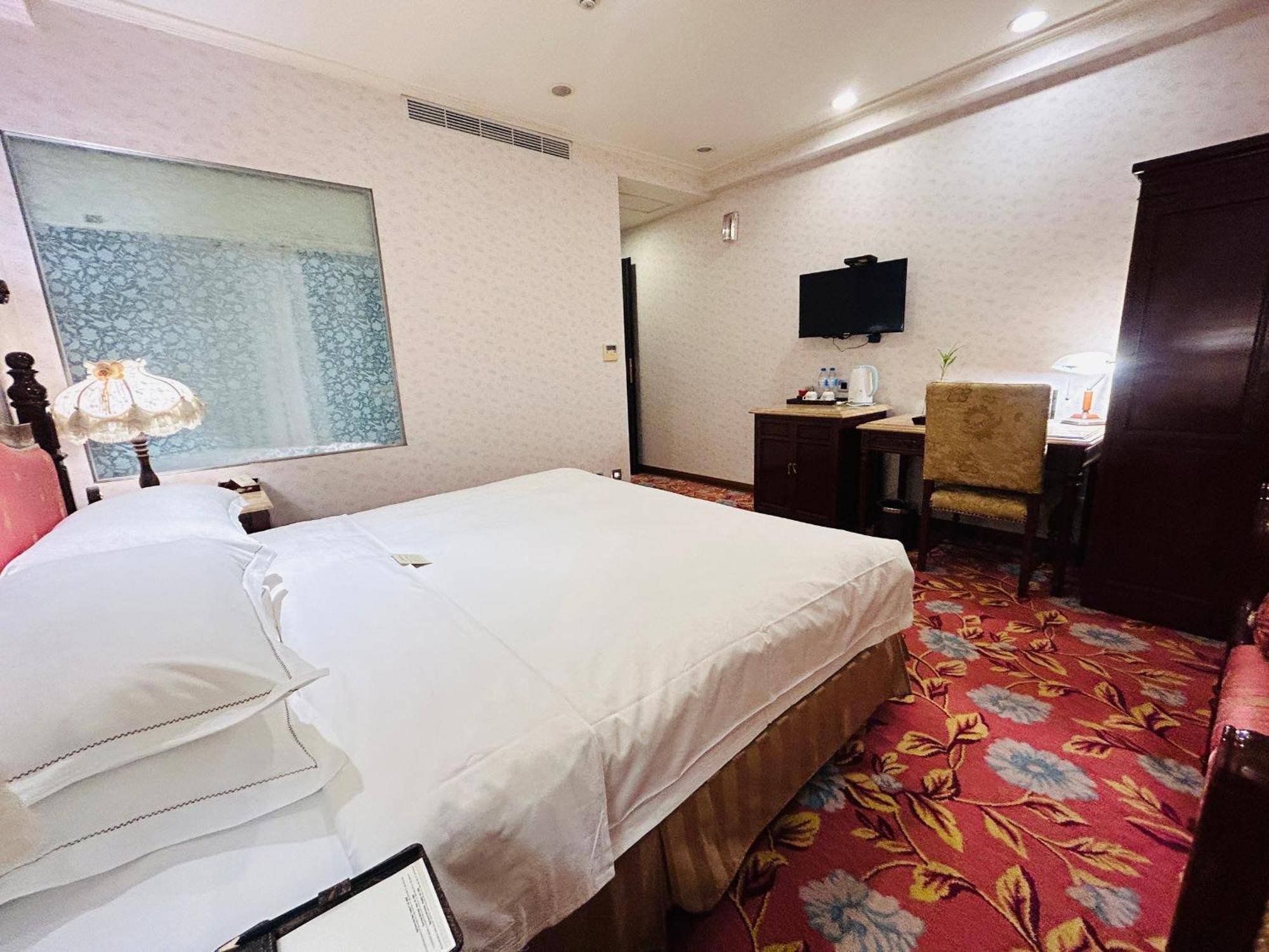 Royal Seasons Hotel Taipei ‧ Nanjing W. מראה חיצוני תמונה