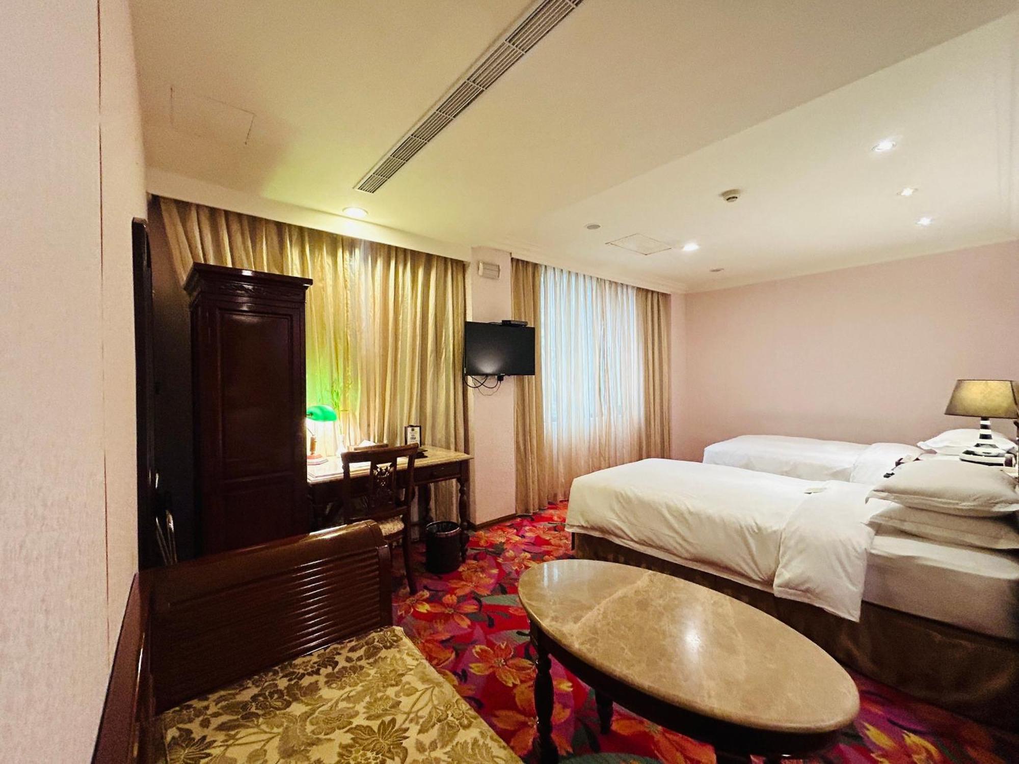 Royal Seasons Hotel Taipei ‧ Nanjing W. מראה חיצוני תמונה