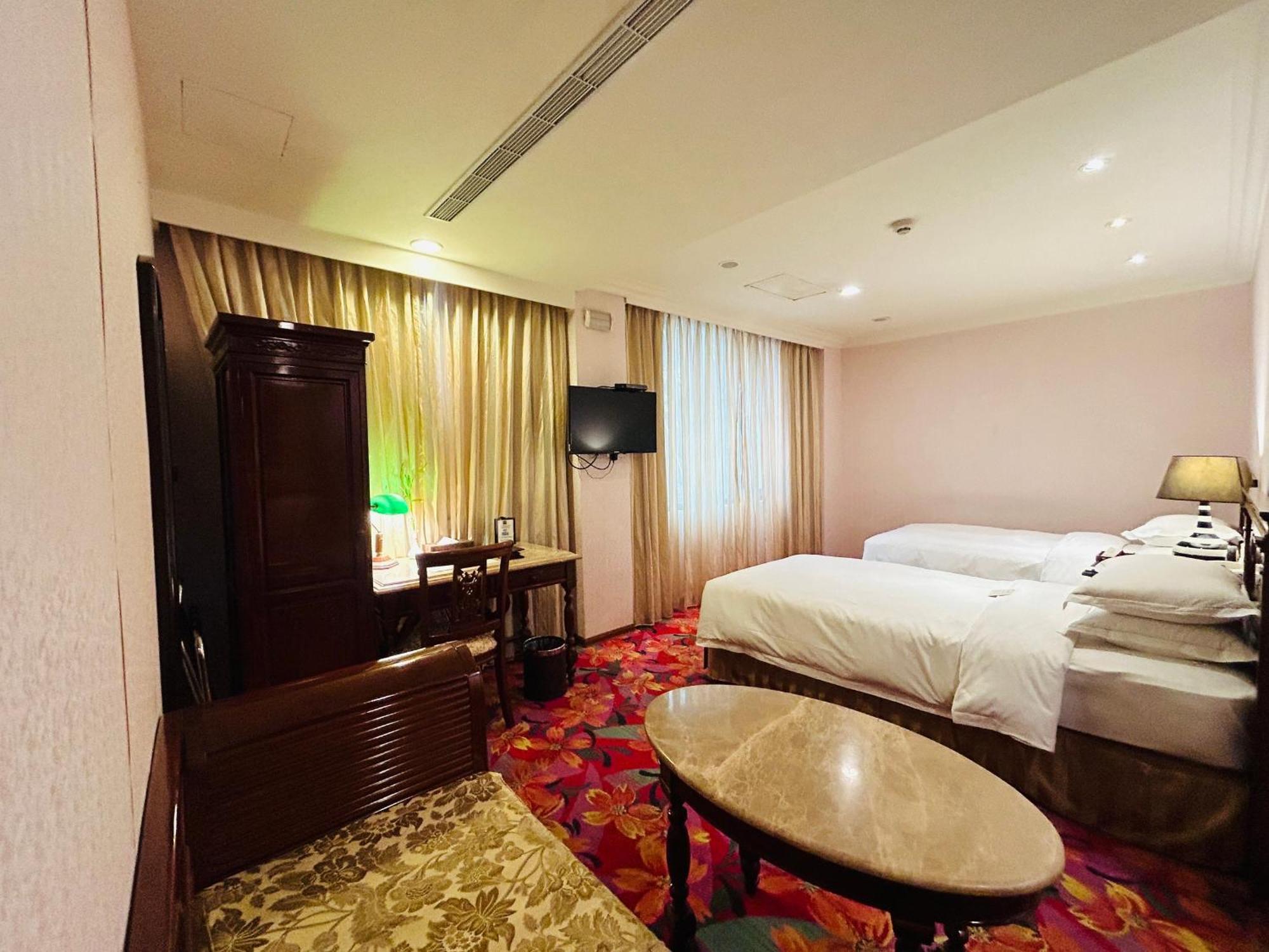 Royal Seasons Hotel Taipei ‧ Nanjing W. מראה חיצוני תמונה