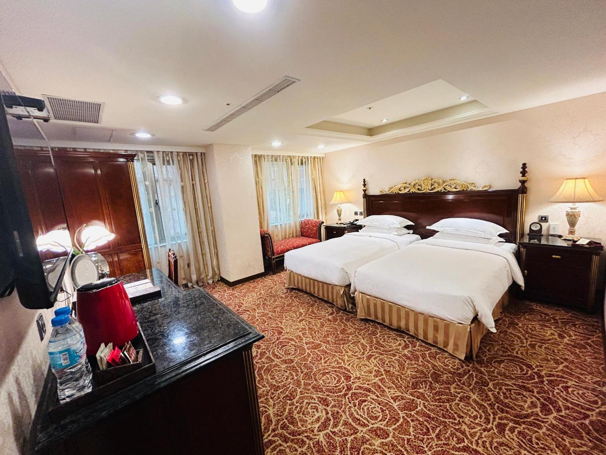 Royal Seasons Hotel Taipei ‧ Nanjing W. מראה חיצוני תמונה