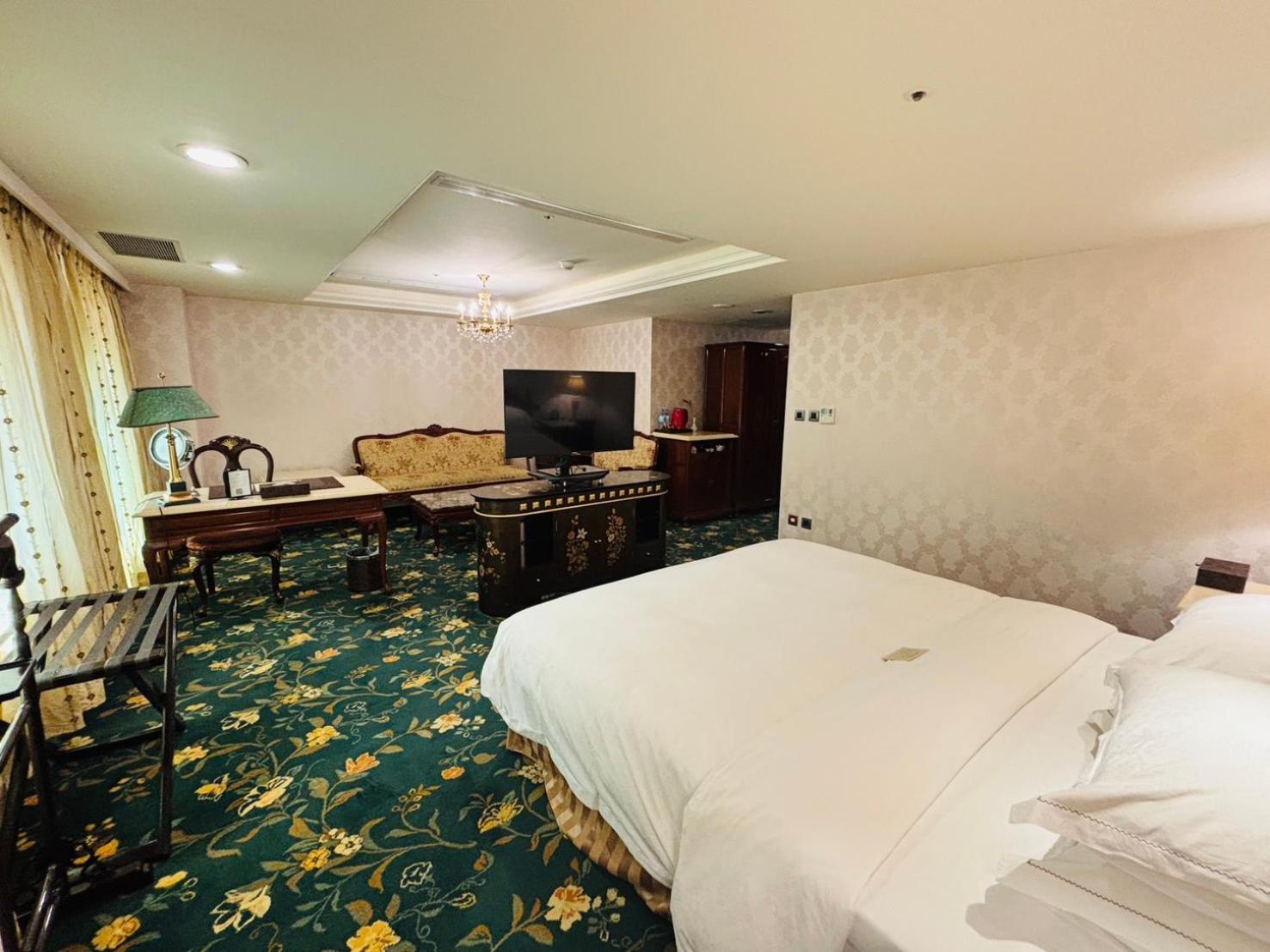 Royal Seasons Hotel Taipei ‧ Nanjing W. מראה חיצוני תמונה