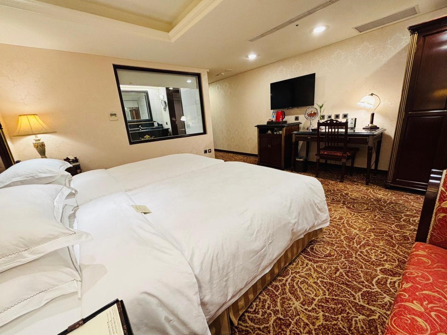 Royal Seasons Hotel Taipei ‧ Nanjing W. מראה חיצוני תמונה