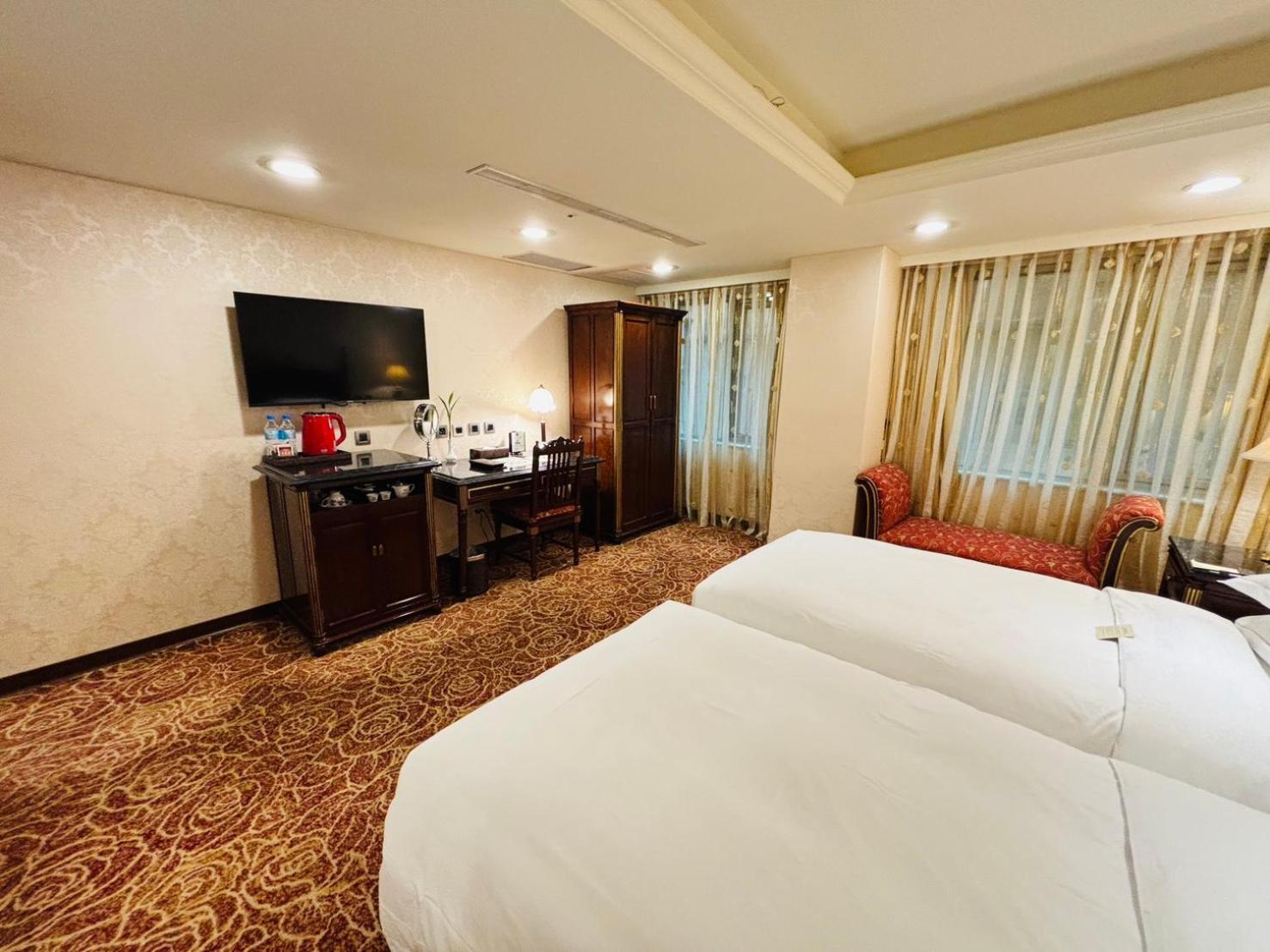 Royal Seasons Hotel Taipei ‧ Nanjing W. מראה חיצוני תמונה
