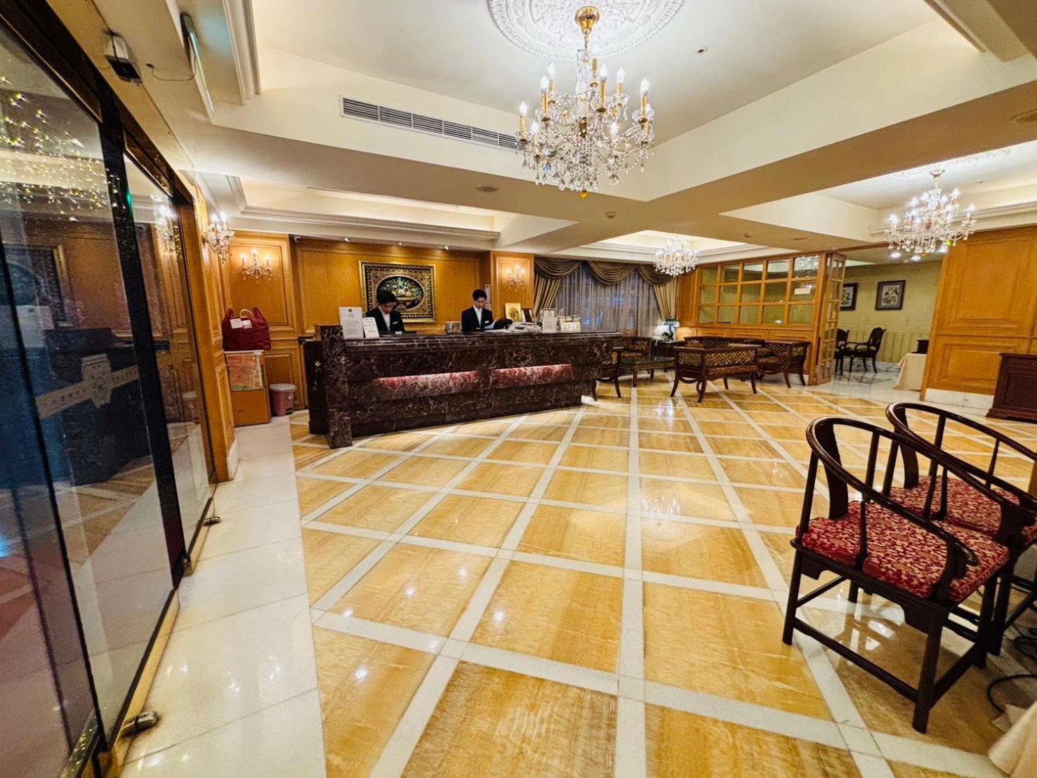 Royal Seasons Hotel Taipei ‧ Nanjing W. מראה חיצוני תמונה
