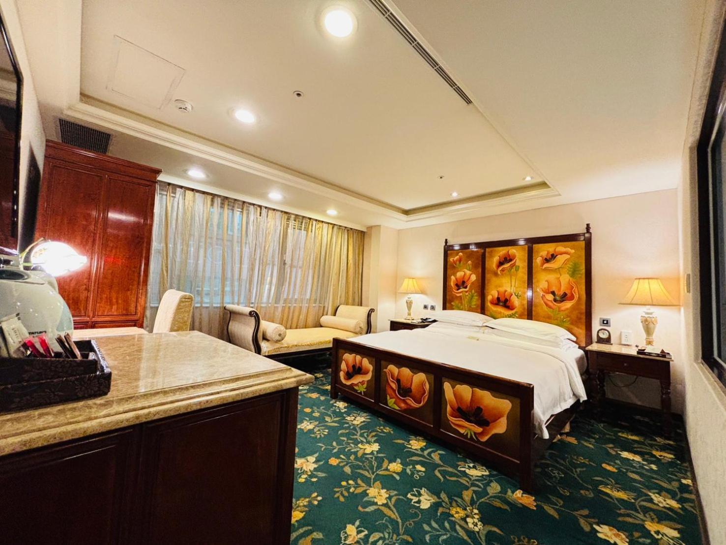Royal Seasons Hotel Taipei ‧ Nanjing W. מראה חיצוני תמונה